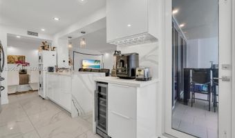 18071 Biscayne Blvd 901, Aventura, FL 33160