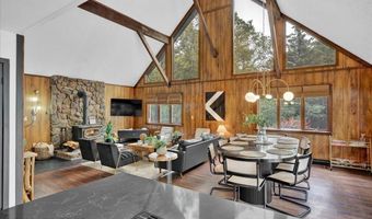 167 Valley View Dr, Albrightsville, PA 18210
