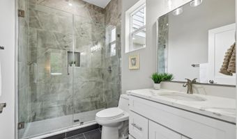 735 N GEORGE MASON Dr, Arlington, VA 22203