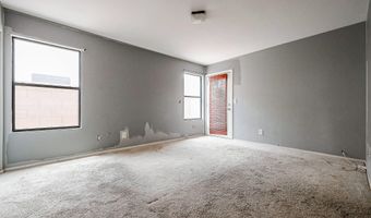 2364 W COMSTOCK Dr, Chandler, AZ 85224