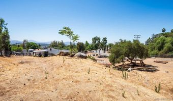 2855 N Victoria Dr, Alpine, CA 91901