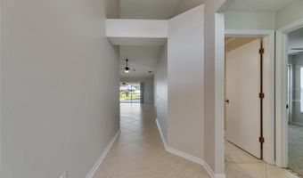318 LOOKOUT Dr, Apollo Beach, FL 33572