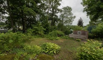 525 E Main St Trlr 33, Branford, CT 06405