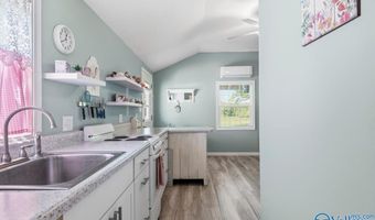 1312 Oneonta Cut-Off Rd, Albertville, AL 35950