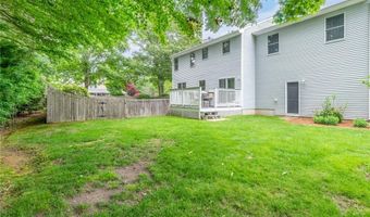 63 Derbyshire Dr, Cranston, RI 02921