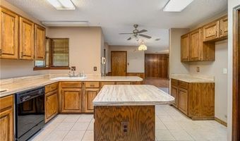 5252 LARK Ln, Alexandria, LA 71303