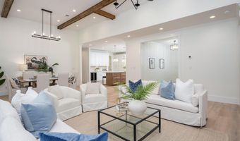 13 Woods Ln, Beaufort, SC 29907