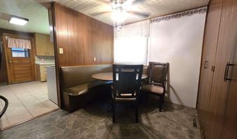 507 S CHURCH St, Albany, IL 61230