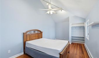 29 E Shore Dr, Coventry, RI 02816