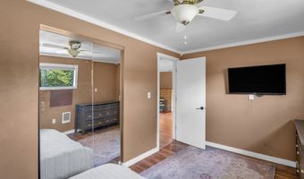 630 COLONIAL Dr, Springfield, OR 97477