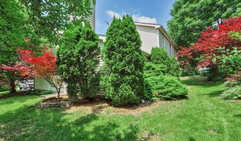 1003 White Pine Dr, Antioch, IL 60002