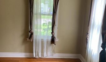 737 Saint Joseph St, Adrian, MI 49221