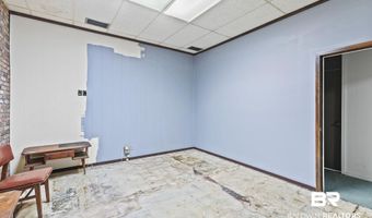 105 N Main St, Atmore, AL 36502
