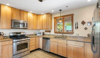 266 Ursa Ridge Rd, Brattleboro, VT 05301
