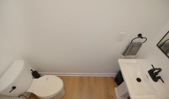 345 Meinzer St, Aberdeen, NJ 07721