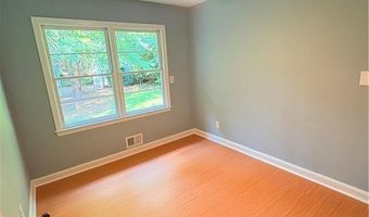 140 Northcrest Dr, Athens, GA 30601