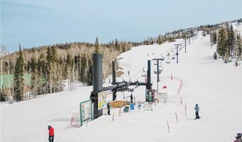 223 W Hunter Ridge Dr #E300, Brian Head, UT 84719