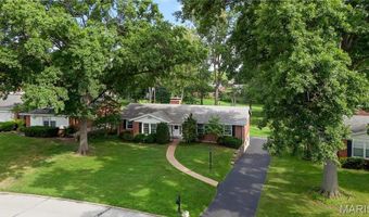 177 Wildwood Pkwy, Ballwin, MO 63011