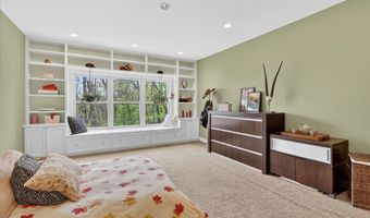 5069 Mountain Ridge Dr NE, Ada, MI 49301