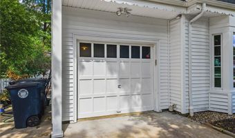 102 Winston Rd, Akron, OH 44313