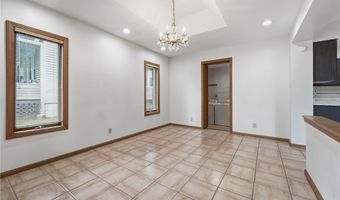 2260 Englewood Ave, Akron, OH 44312