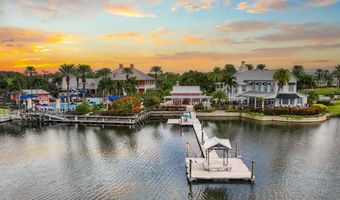 215 OCEANIA Ct, Apollo Beach, FL 33572