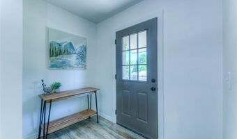 1063 Rolling Meadows Ct, Bartlesville, OK 74006