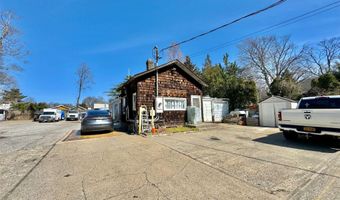 633 Wadleigh Ave, West Hempstead, NY 11552