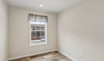 7368 NE BERWICK Dr #7, Ankeny, IA 50021