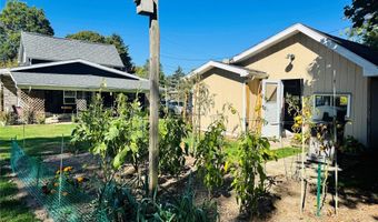 22 CHERRY St, Albion, PA 16401