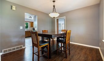 542 Garnette Rd, Akron, OH 44313