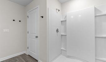 561 Woodland Farms Cir, Aynor, SC 29511