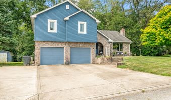 5627 Springhollow Ct, Avon, IN 46123