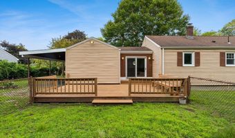 12 Oak Ter, Bellingham, MA 02019