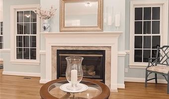 1356 Ridgewood Cir, Asheboro, NC 27203