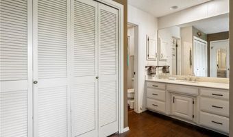 2208 2210 Oakwood Ave, Bentonville, AR 72712