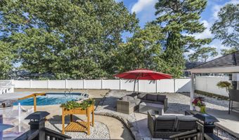 745 Halliard Ave, Beachwood, NJ 08722