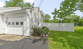 11 Thatcher Dr, Altamont, NY 12009
