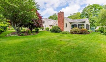 429 Woonsocket Hill Rd, North Smithfield, RI 02896