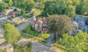 31 Franklin St, Belfast, ME 04915