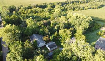 8384 N Broadway, Apple River, IL 61001