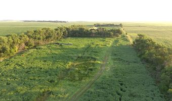 38452 129th St, Aberdeen, SD 57401