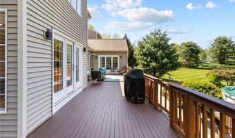 386 Tourtellot Hill Rd, Glocester, RI 02814