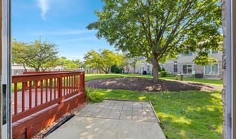 446 S Wenbriar Sq, Addison, IL 60101