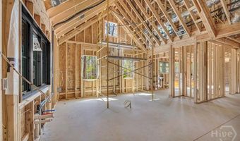 465 Stone Creek Dr, Hull, GA 30646