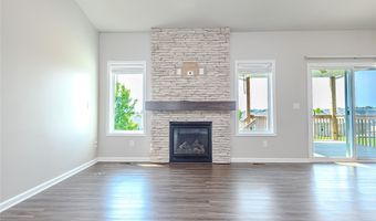 1632 11th St SE, Altoona, IA 50009
