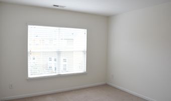 882 Queen City Cres, Apex, NC 27523