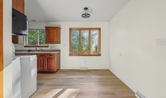 10666 Wilma Ave NE, Alliance, OH 44601