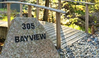 305 Bay View Dr, Bar Harbor, ME 04609