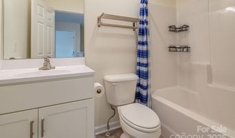 1106 Lynwood Forest Rd, Arden, NC 28704